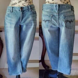 Y2K GoldSign Low Rise Capri Jeans Light Wash